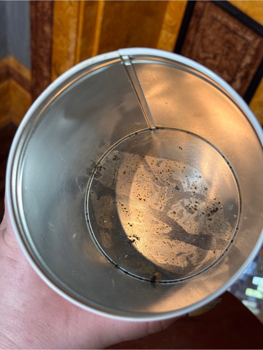 Vintage Pattern Tin Canister - Picture 5 of 5